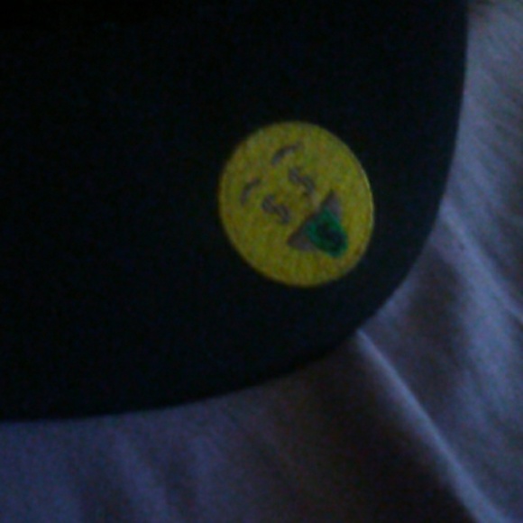 Hat - Picture 2 of 4